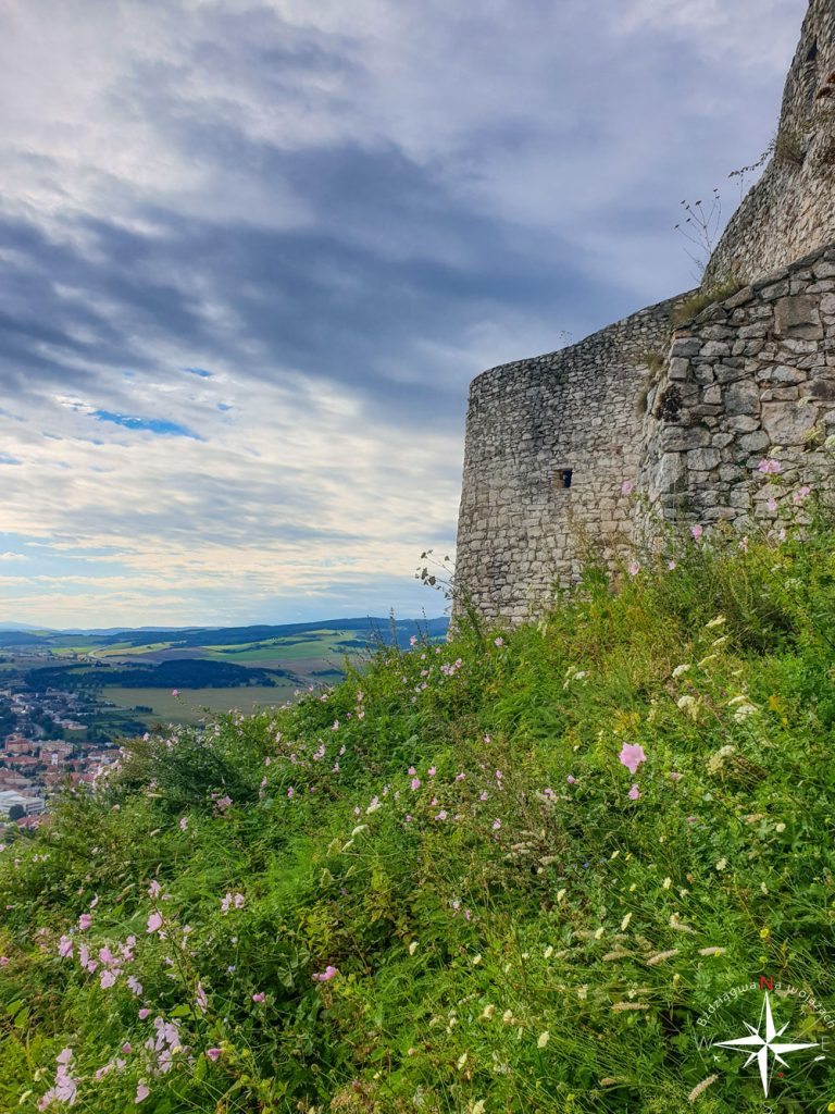 mury zamku słowacja